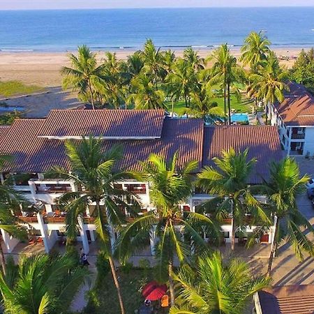 Hotel Lux Ngwesaung Esterno foto