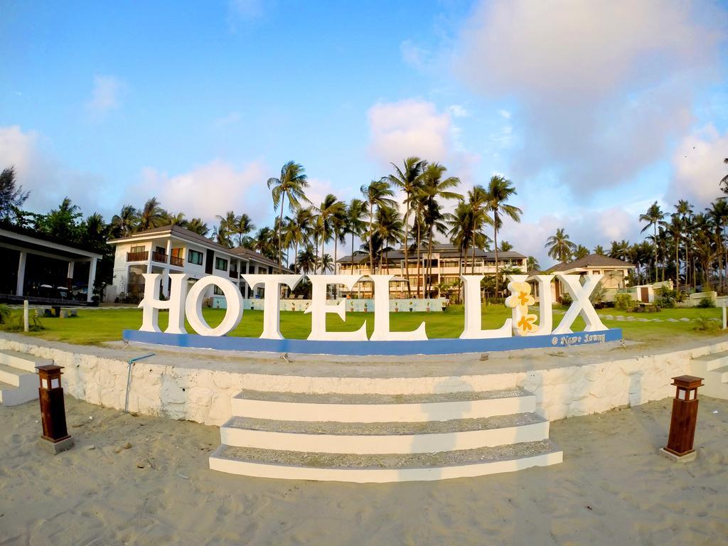 Hotel Lux Ngwesaung Esterno foto