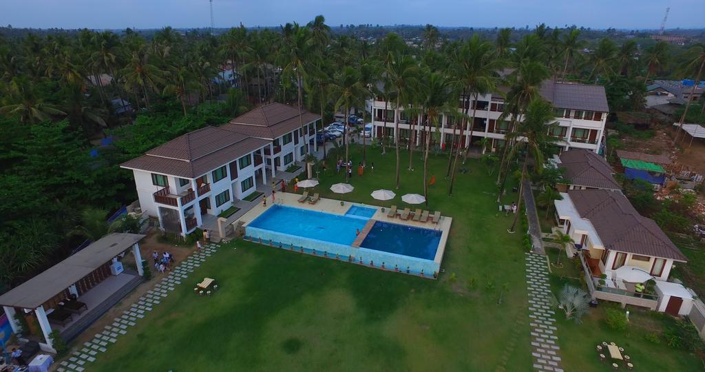 Hotel Lux Ngwesaung Esterno foto